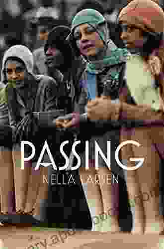 Passing (Macmillan Collector S Library 254)